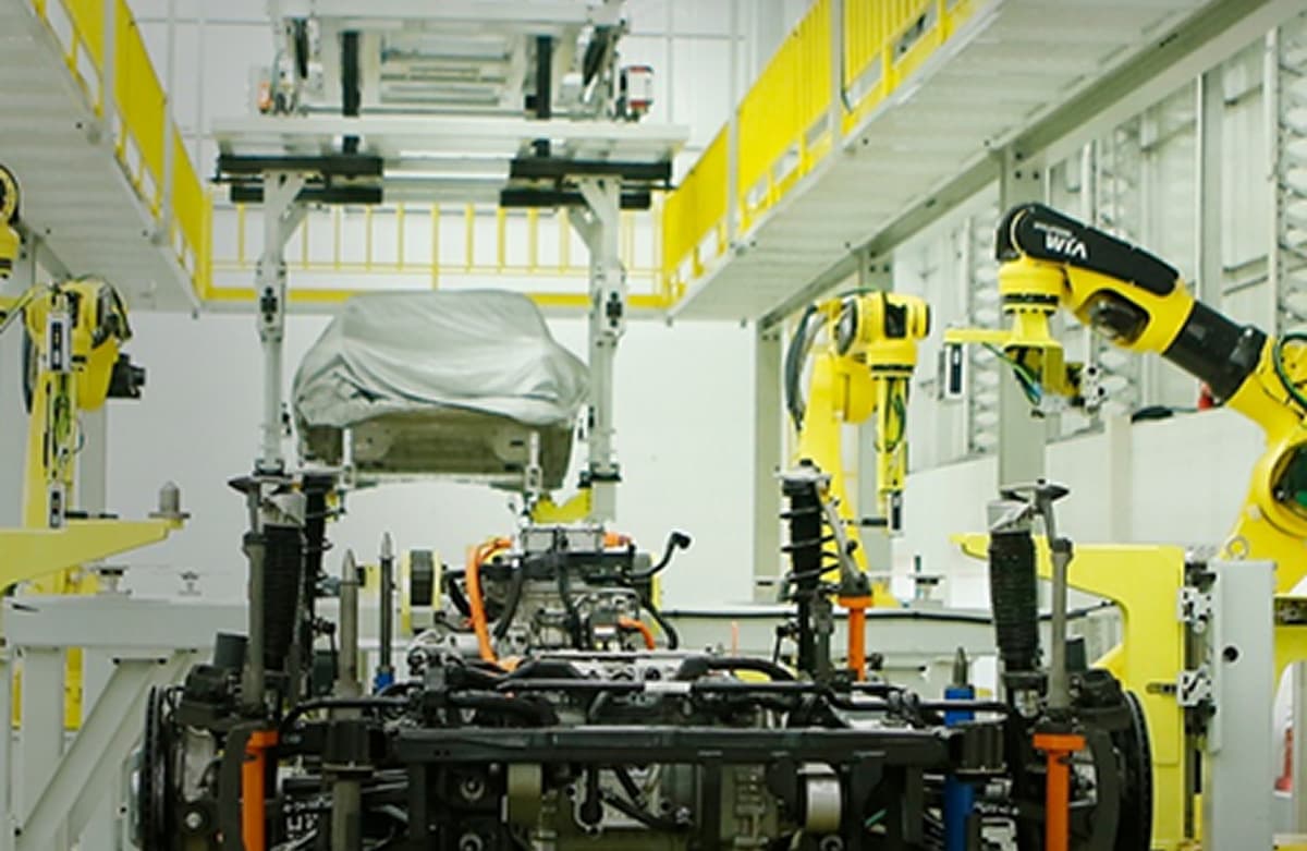 Sản xuất không người vận hành (Lights-out Manufacturing) Sản xuất không người vận hành (Lights-out Manufacturing)